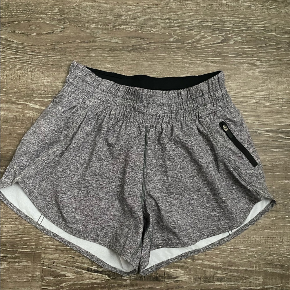 Lululemon tracker short